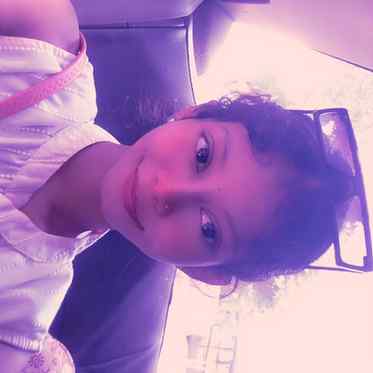 When it's a sunny day,a diva and a govt work😭🩷
.
.
.
.�