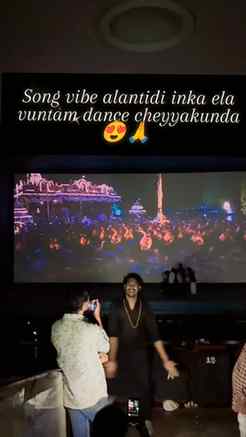 Swamiyee Sharanam ayyappa 🙏♥️😍...
.
.
.
.
.
.
.
.
.
.
.
.