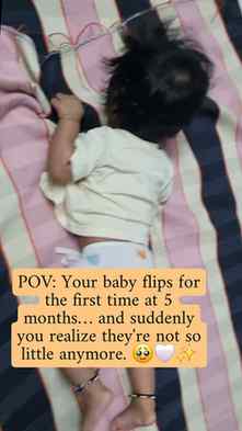 👶 💬 When did your baby roll over for the first time? Share