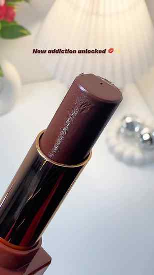 Comment for link 🔗
Have you tried a gloss stick yet? 👀