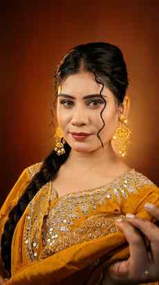 ✨ Ep 6 — Recreating @madhuridixitnene iconic look 💛
Nostalg