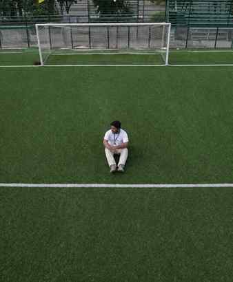 “Not every victory needs a crowd. Some begin in silence. ⚽ @