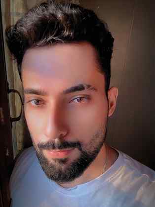 Rozana 🤍
@vikas.mehta4 @genytwins
highlight
#looks #whit
