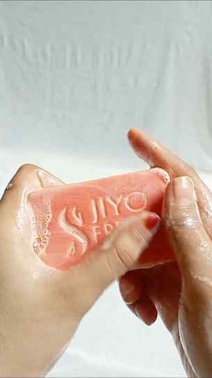 Papaya acts as a natural anti-blemish agent & also serve as