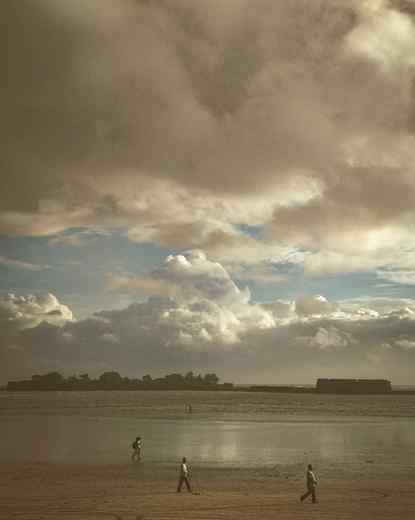 चल कही दूर निकल जाये....
.
.
.
.
.
#weather #monsoon #alibag