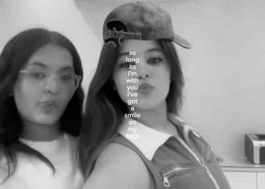 as long as I’m with you I’ve got a smile on my face 😋

[ be