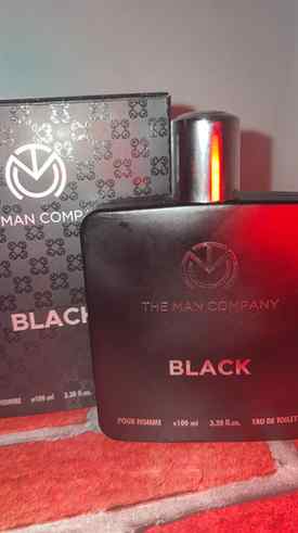 A fragrance that makes an entrance before you do. 🖤✨
[ men