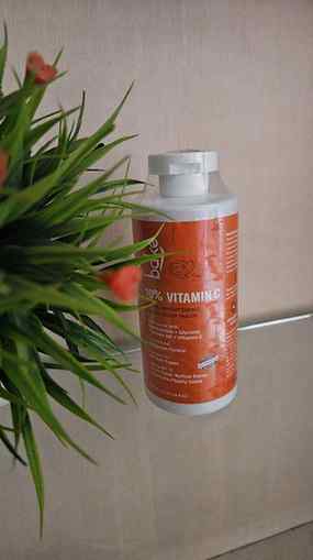 BAKE 10% Vitamin C Ultra Brightening Serum Body Wash (300 ml