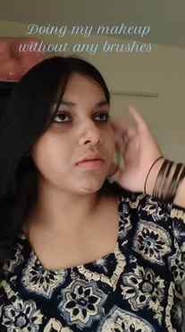 Hehe... I know mere ko Makeup karna nhi aata koi kuch nhi bo