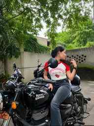 Royal Enfield 🖤🏍️🌿✨
… but the shoes were not briefed. 😭
