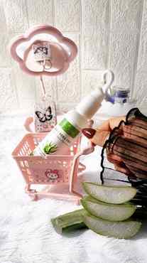 Glow, hydrate, repeat ✨💚

Been loving this Aloe Vera Gel fo