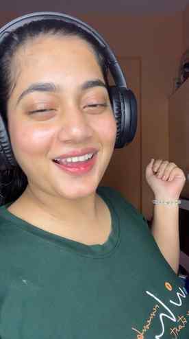 Jab gaana sirf awaaz nahi, seedha rooh ko touch kare... 🎧🥀