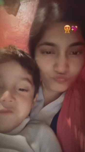 Chhote hero ki aisi cute acting aur masti dekh kar kisi ka b