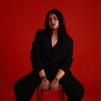hrishikagiri_05