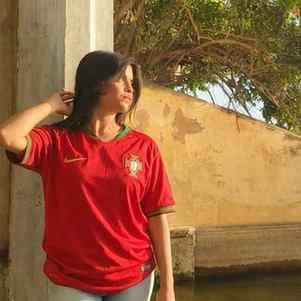 saniyaslays_